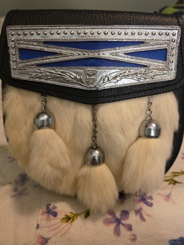 Scottish kilt sporran semi - kilt,